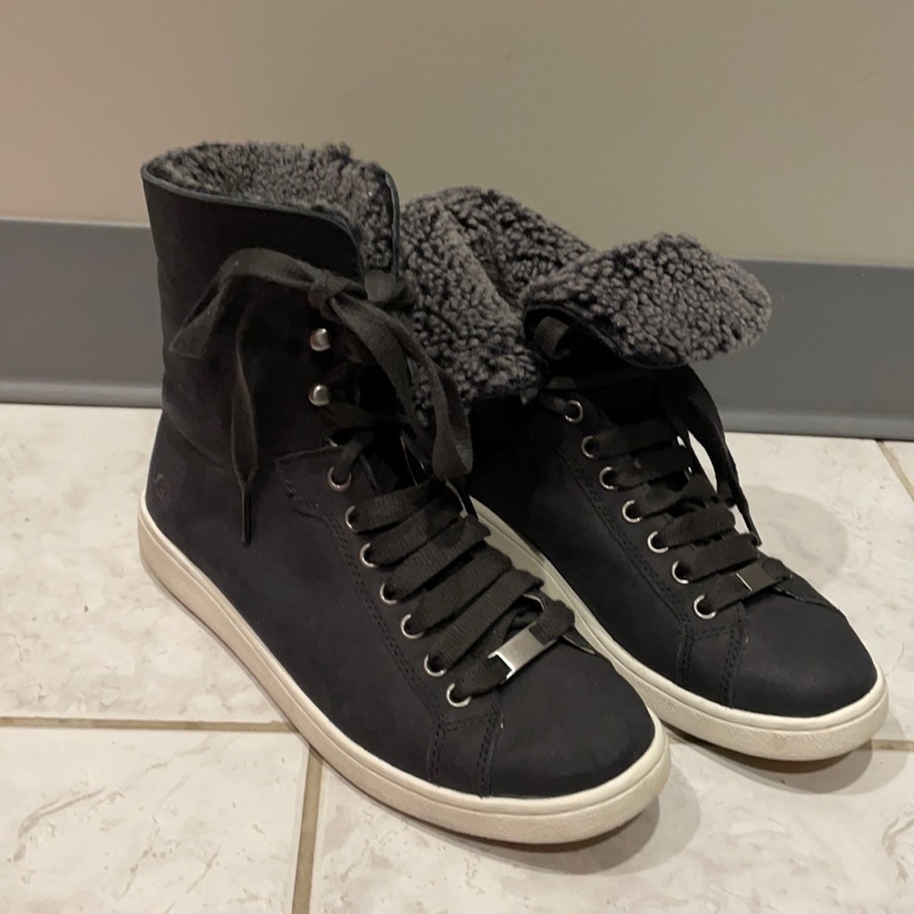 Ugg Starlyn black high top sneaker size 8.5